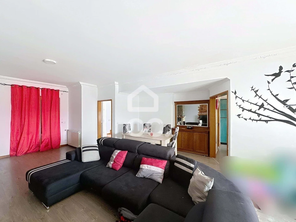 Moradia T4 para Venda em Redondelo Foto 4