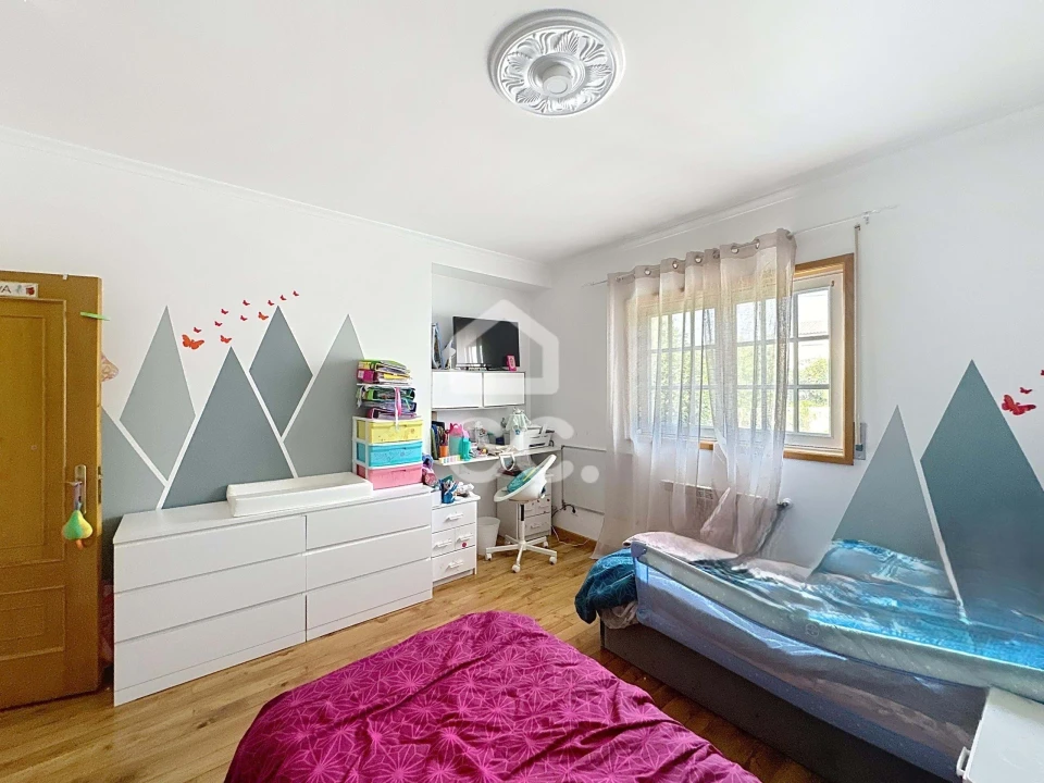 Moradia T4 para Venda em Redondelo Foto 11