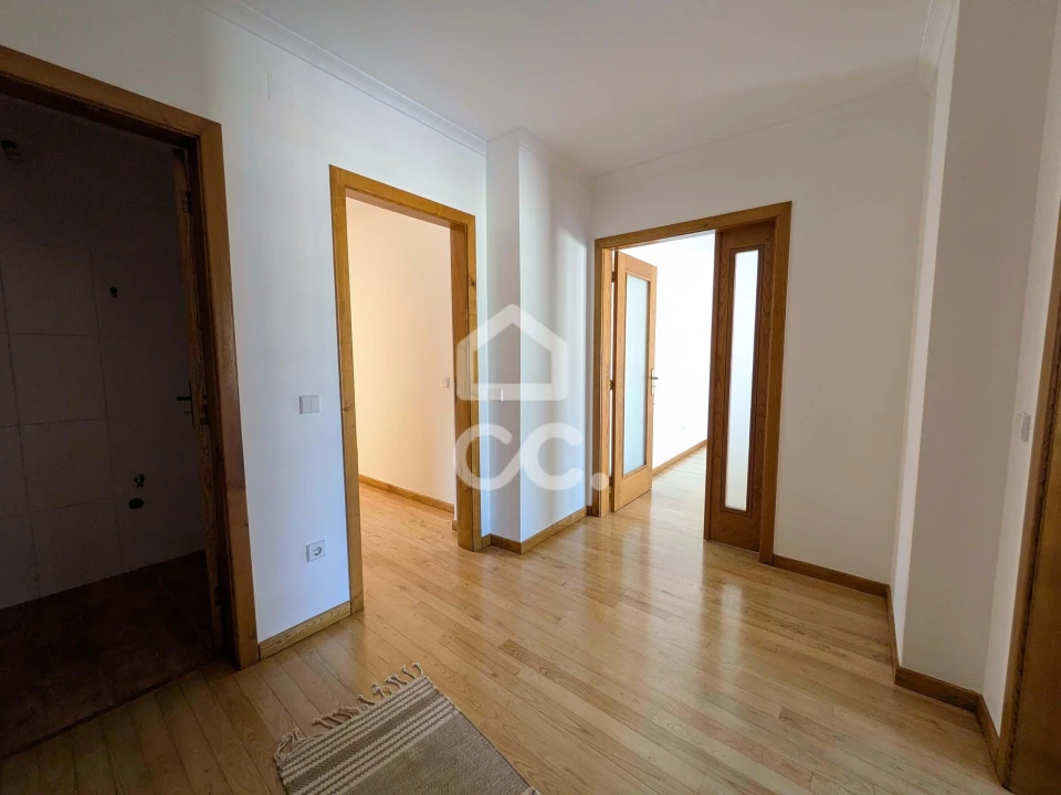 Apartamento T3 para Venda em Santa Maria Maior Foto 9