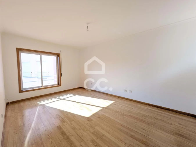 Apartamento T3 para Venda em Santa Maria Maior Foto 20