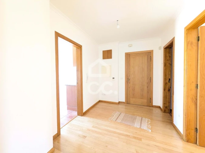 Apartamento T3 para Venda em Santa Maria Maior Foto 3