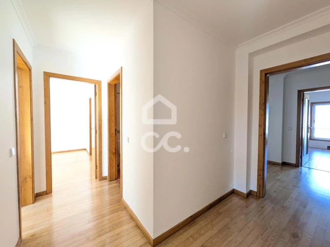 Apartamento T3 para Venda em Santa Maria Maior Foto 14