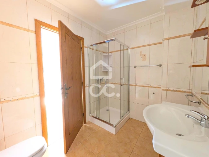 Apartamento T3 para Venda em Santa Maria Maior Foto 24