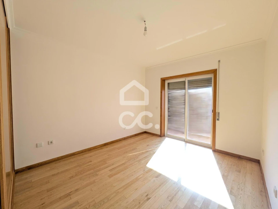 Apartamento T3 para Venda em Santa Maria Maior Foto 18