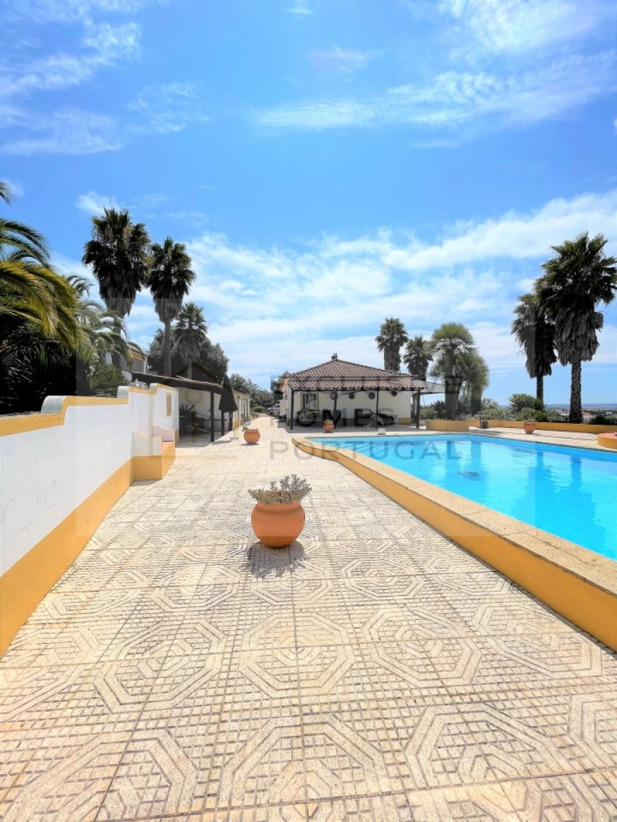 Moradia T5 para Venda em Cabeço de Vide Foto 38