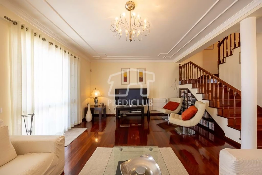 Moradia T3 para Venda em Monte Foto 5