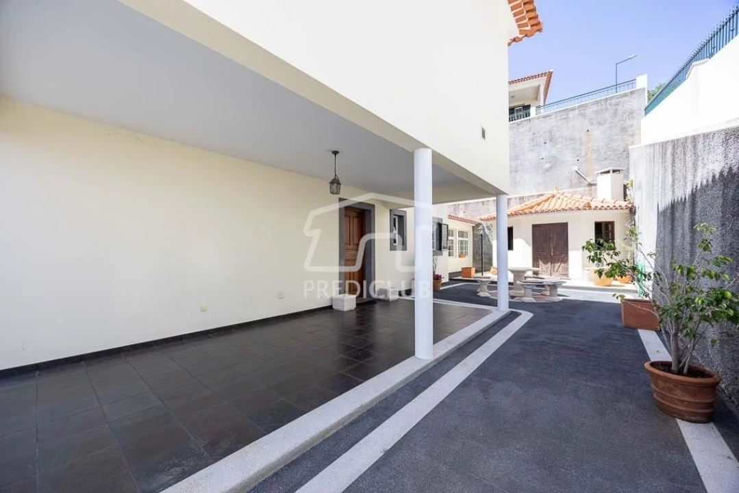 Moradia T3 para Venda em Monte Foto 32