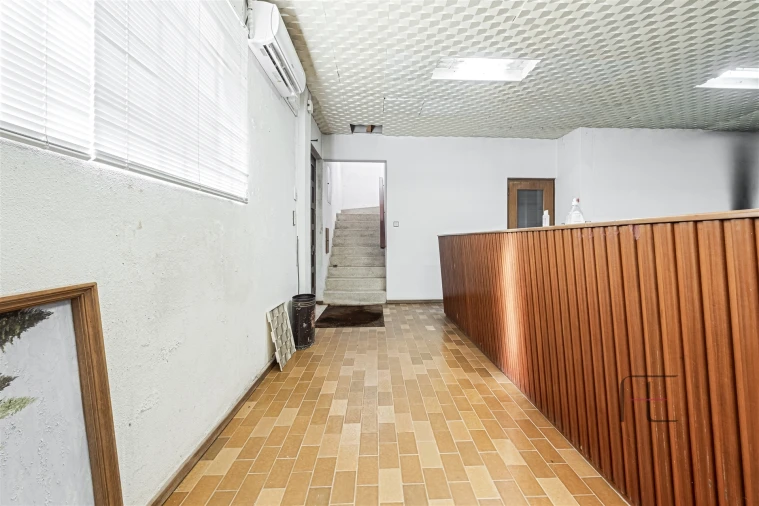 Armazém para Venda em São Paio de Oleiros Foto 9