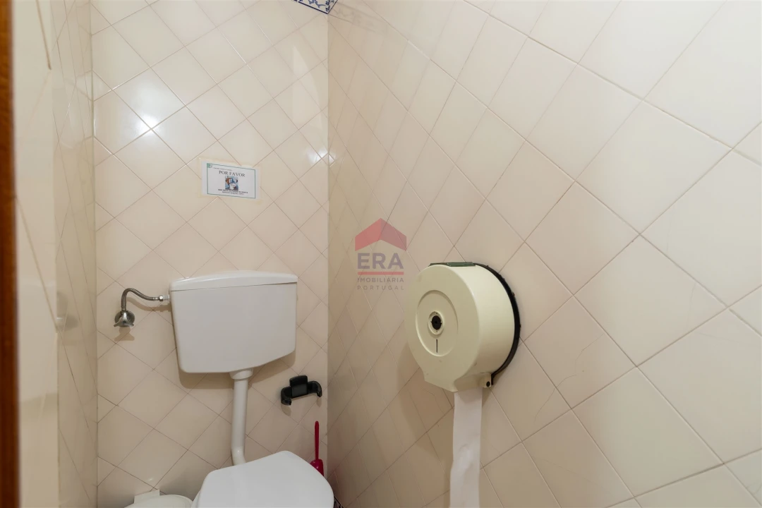 Negócio para Venda em Albufeira e Olhos de Água Foto 14