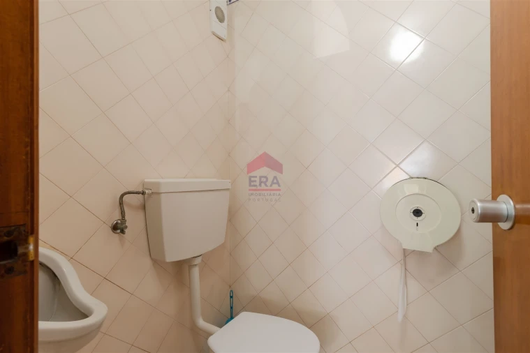 Negócio para Venda em Albufeira e Olhos de Água Foto 16