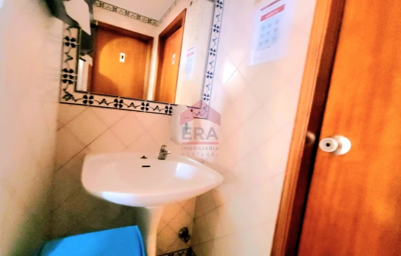 Negócio para Venda em Albufeira e Olhos de Água Foto 14