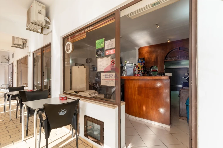 Negócio para Venda em Albufeira e Olhos de Água Foto 11