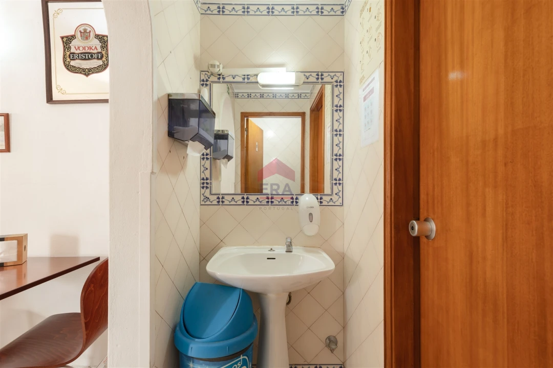 Negócio para Venda em Albufeira e Olhos de Água Foto 12