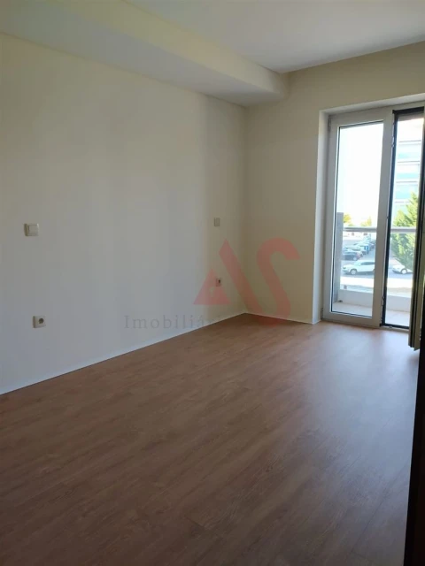 Apartamento T2 para Arrendamento em São Vicente (Braga)