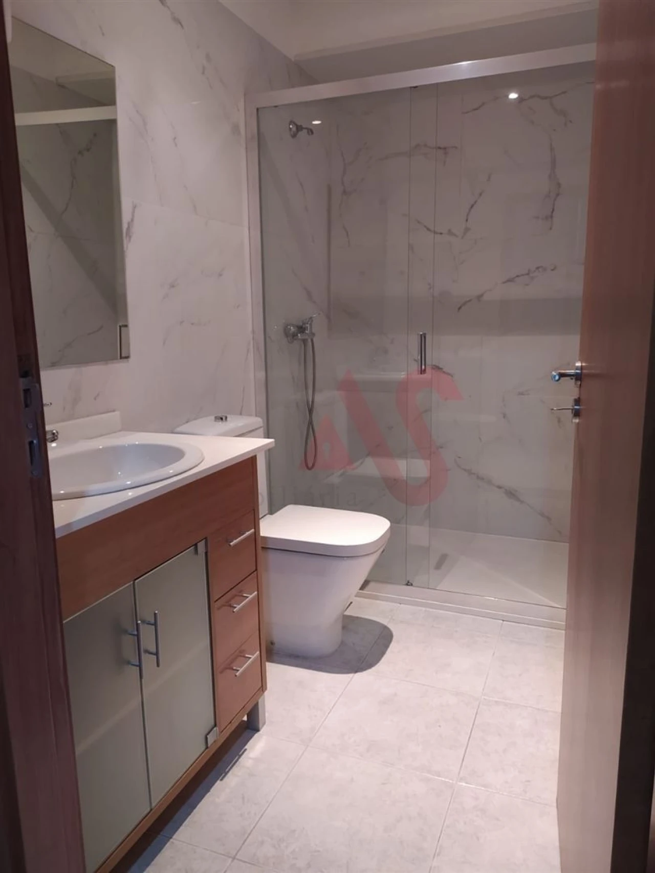 Apartamento T2 para Arrendamento em São Vicente (Braga) Foto 5