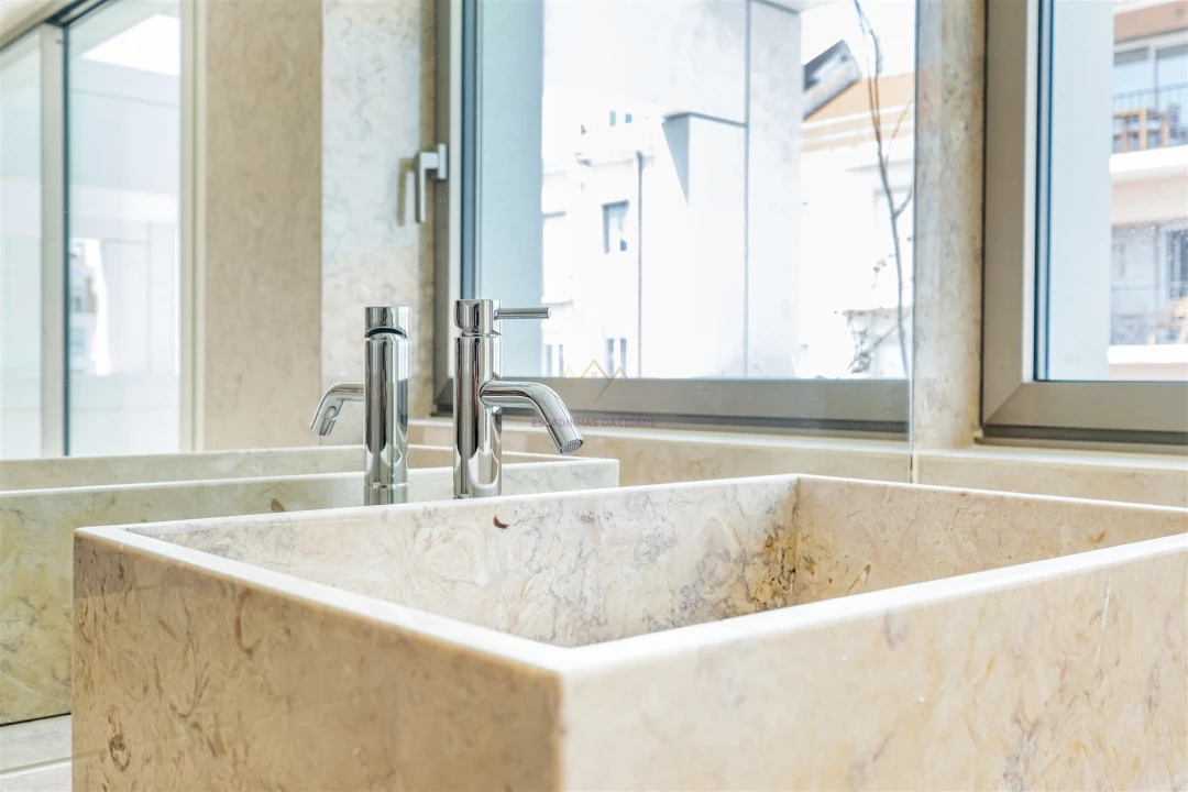 Moradia T5 para Venda em Alcantara Foto 66