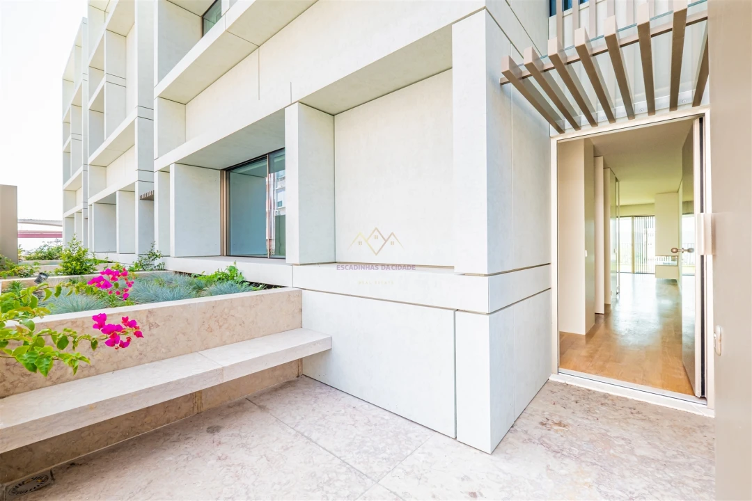 Moradia T5 para Venda em Alcantara Foto 85