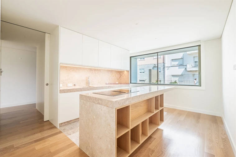 Moradia T5 para Venda em Alcantara Foto 7