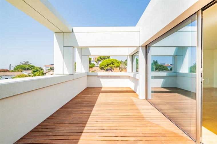 Moradia T5 para Venda em Alcantara Foto 55