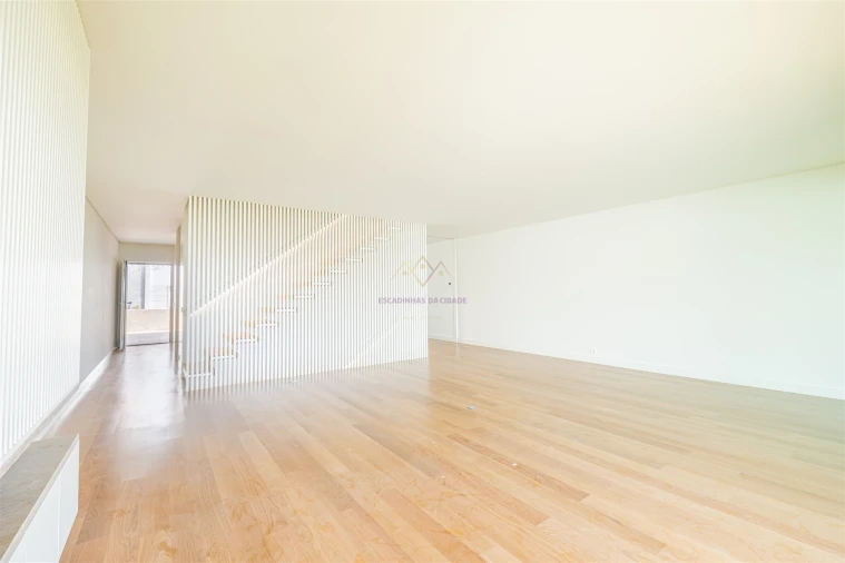 Moradia T5 para Venda em Alcantara Foto 18