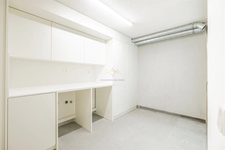 Moradia T5 para Venda em Alcantara Foto 79