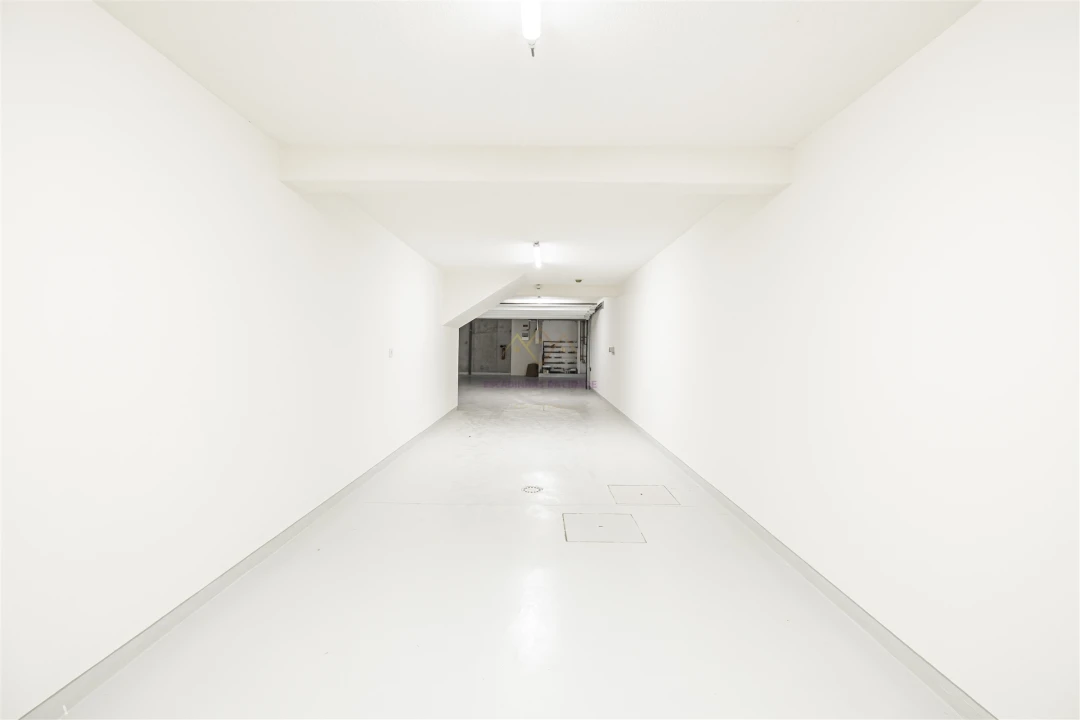 Moradia T5 para Venda em Alcantara Foto 82