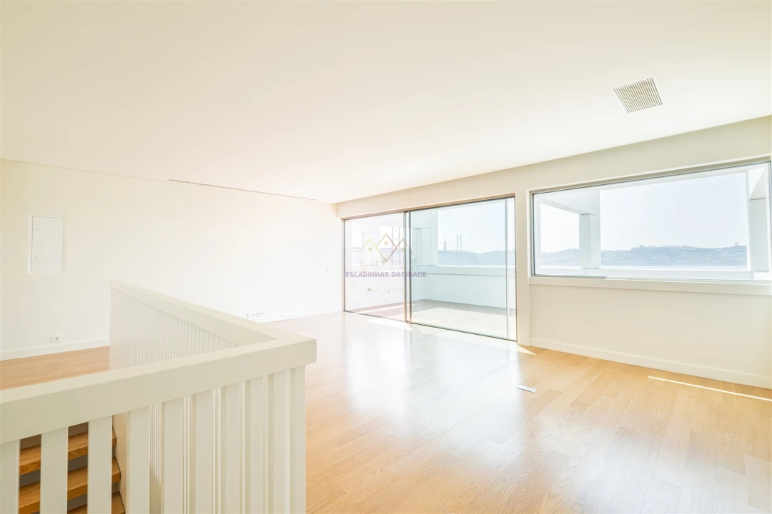 Moradia T5 para Venda em Alcantara Foto 52