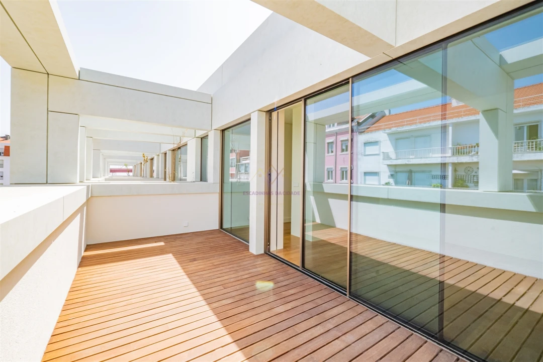 Moradia T5 para Venda em Alcantara Foto 68