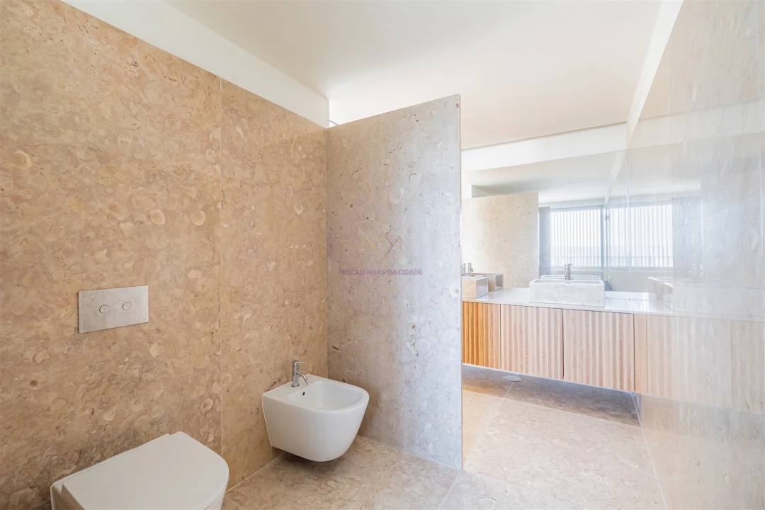 Moradia T5 para Venda em Alcantara Foto 47