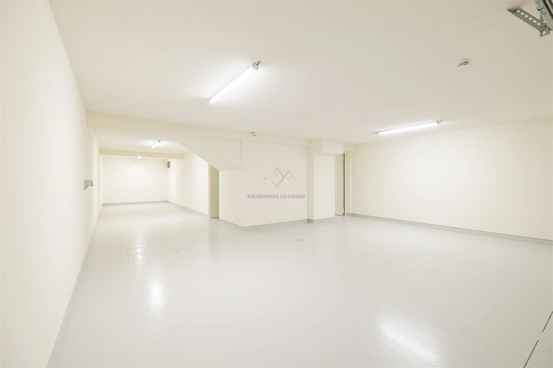 Moradia T5 para Venda em Alcantara Foto 74