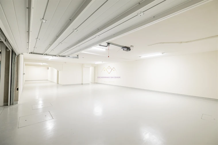 Moradia T5 para Venda em Alcantara Foto 72