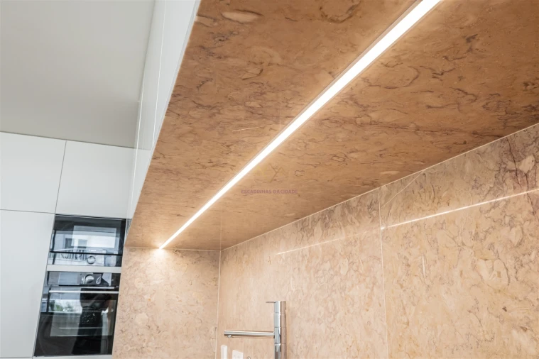 Moradia T5 para Venda em Alcantara Foto 10