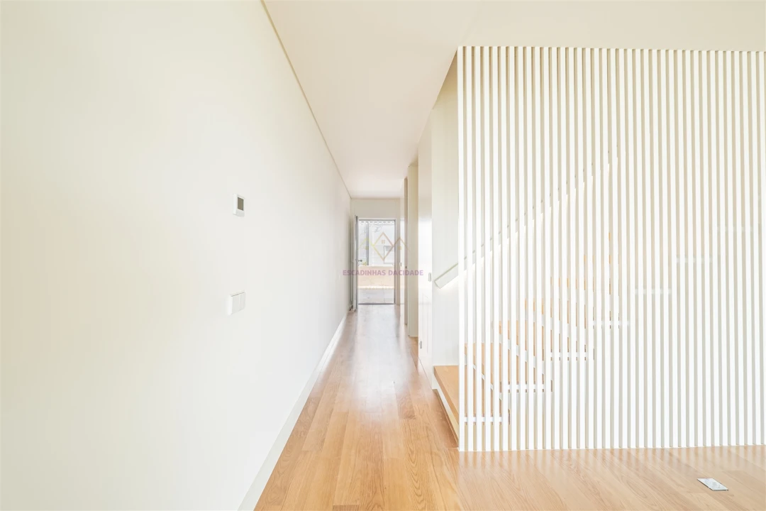 Moradia T5 para Venda em Alcantara Foto 19