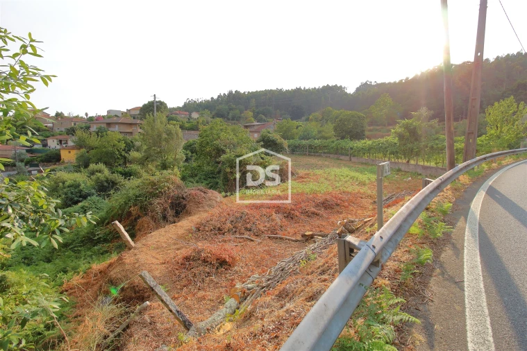 Terreno para Venda em Canelas Foto 1