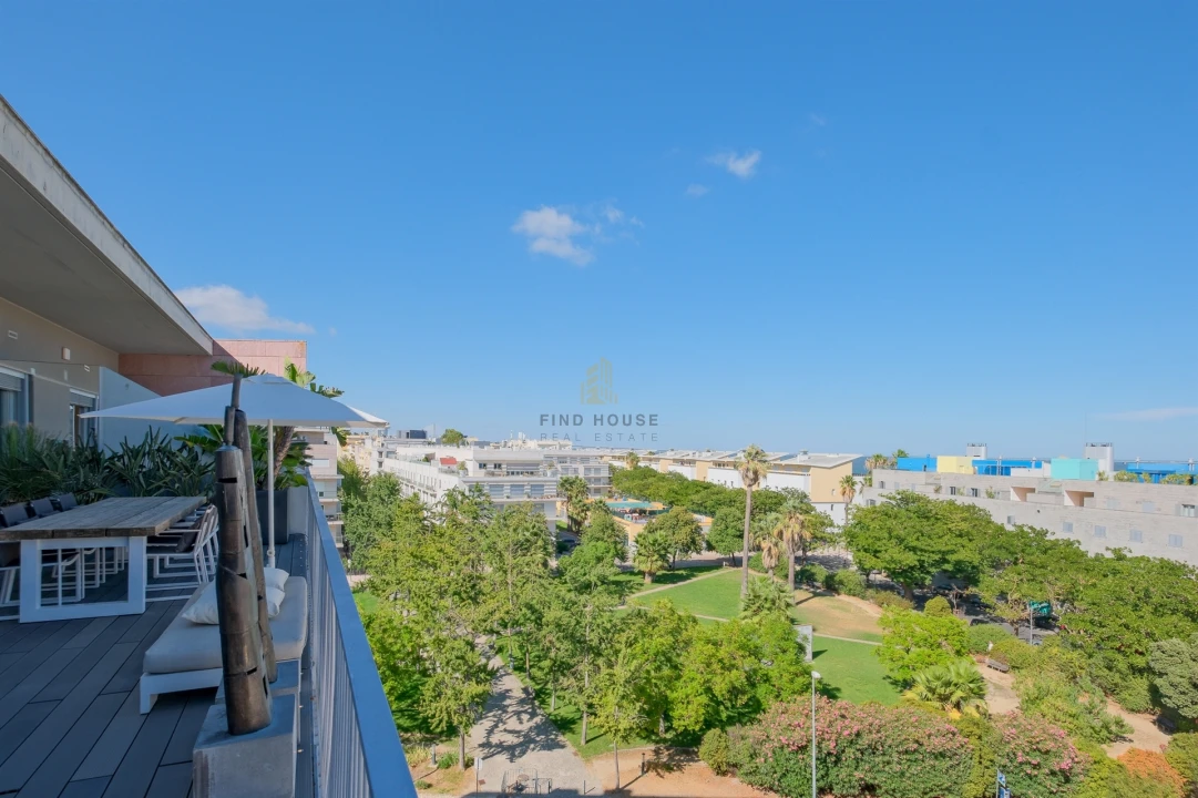 Apartamento T3 para Venda em Parque das Nações Foto 43