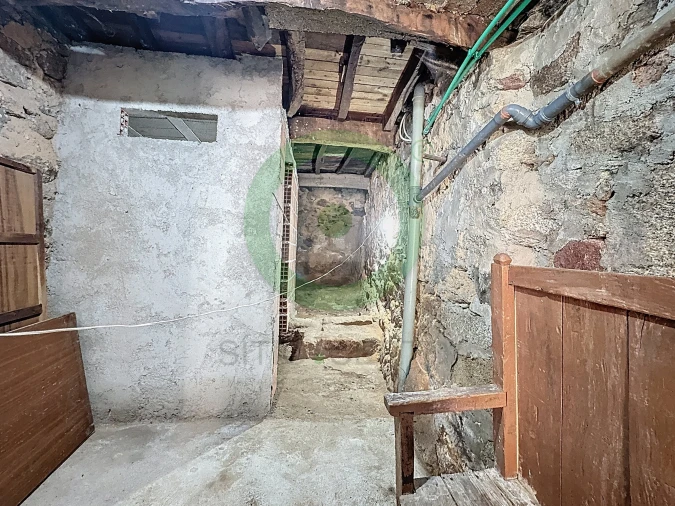 Moradia T2 para Venda em Rebordelo Foto 4