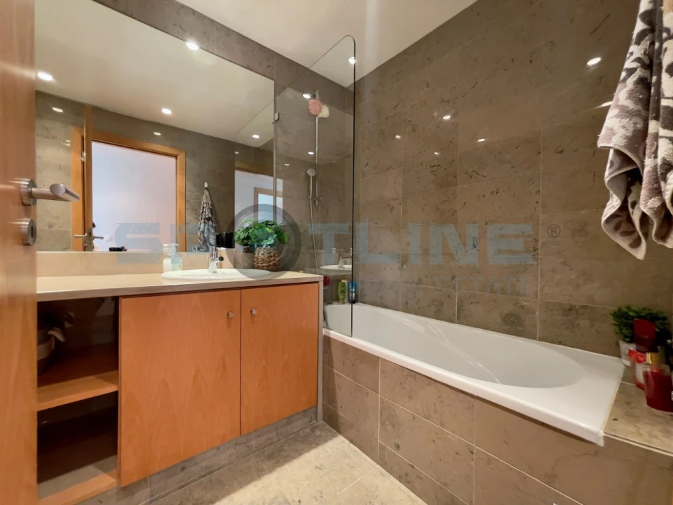 Apartamento T1 para Venda em Parque das Nações Foto 19