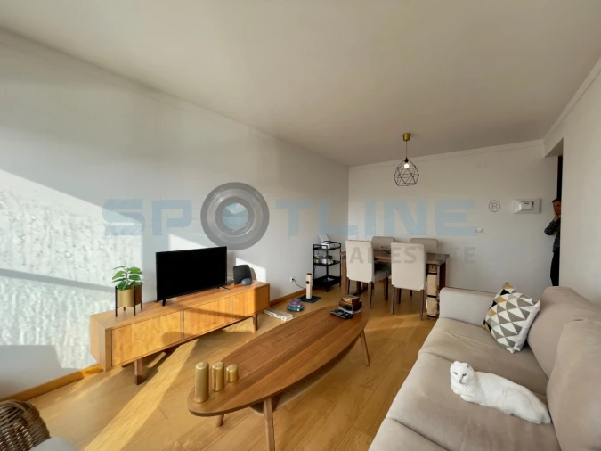 Apartamento T1 para Venda em Parque das Nações Foto 8