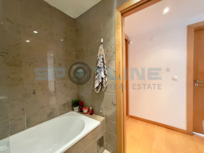 Apartamento T1 para Venda em Parque das Nações Foto 20