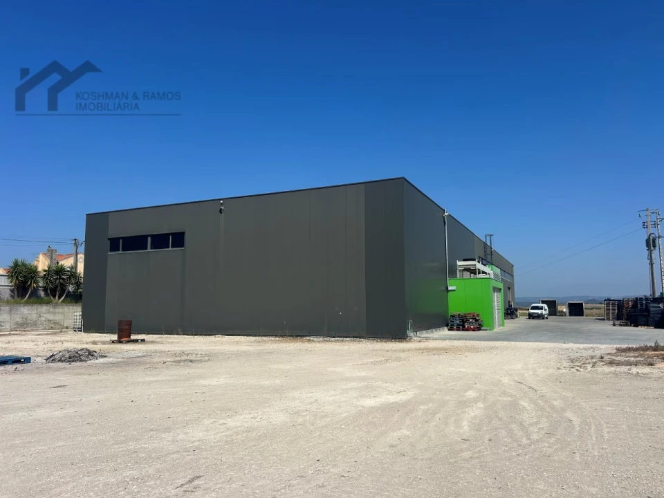 Armazém para Venda em A dos Cunhados e Maceira Foto 2