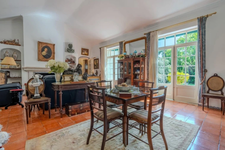 Moradia T4 para Venda em Milharado Foto 3