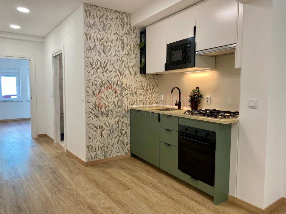 Apartamento T1 para Venda em Peniche Foto 2