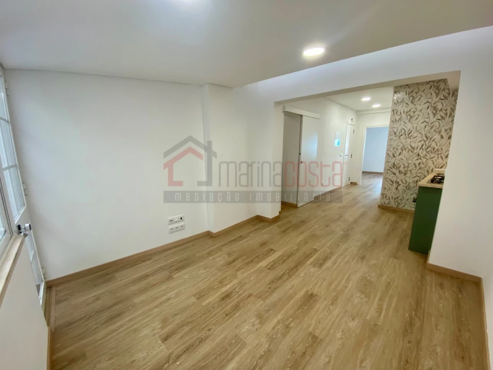 Apartamento T1 para Venda em Peniche Foto 12