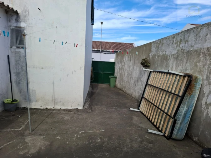 Moradia T2 para Venda em Arrifes Foto 14