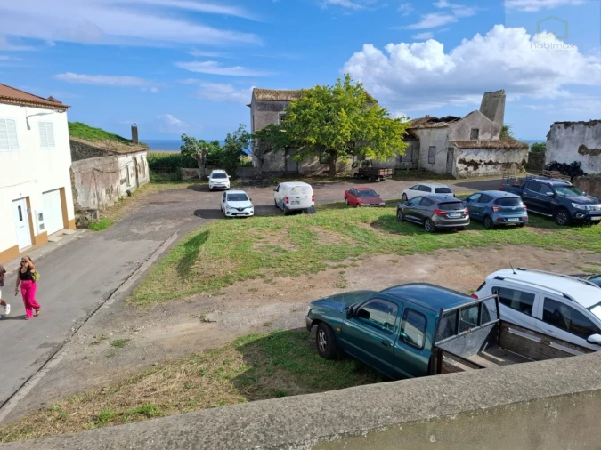 Moradia T2 para Venda em Arrifes Foto 21