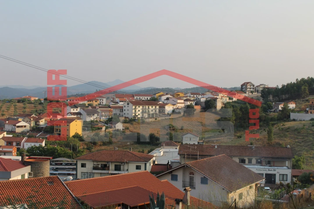 Terreno para Venda em Mirandela Foto 4