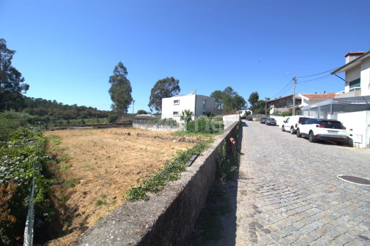 Terreno para Venda em Santo Tirso, Couto (Santa Cristina e São Miguel) e Burgães Foto 7