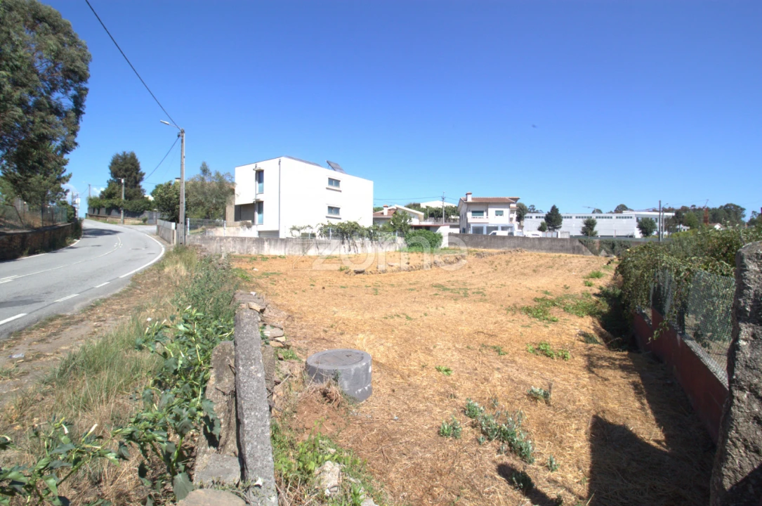Terreno para Venda em Santo Tirso, Couto (Santa Cristina e São Miguel) e Burgães Foto 8