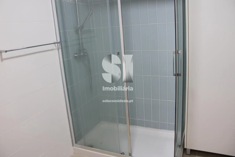 Apartamento T3 para Arrendamento em Aradas Foto 9