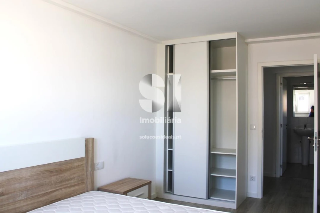 Apartamento T3 para Arrendamento em Aradas Foto 5